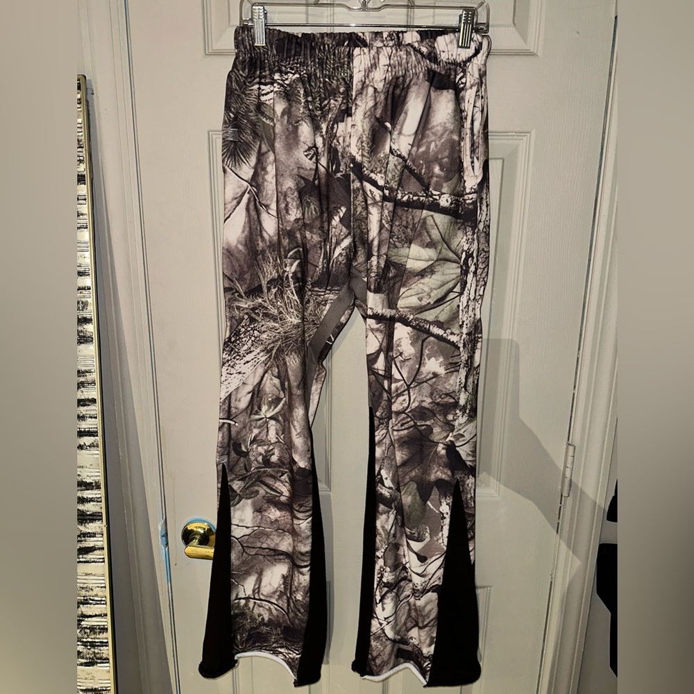 MNML Gray and Black Outdoor Pants with Camouflage Design